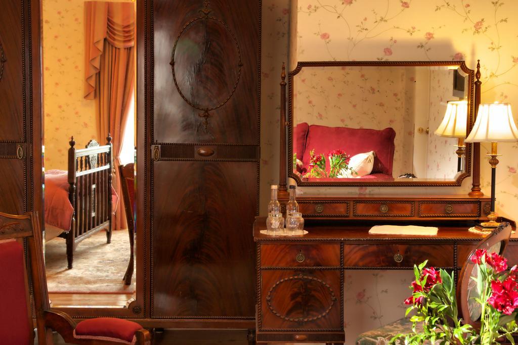 Viewmount House Otel Longford Oda fotoğraf